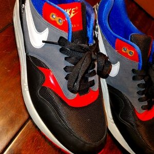 Nike Air Max 1 Shoes